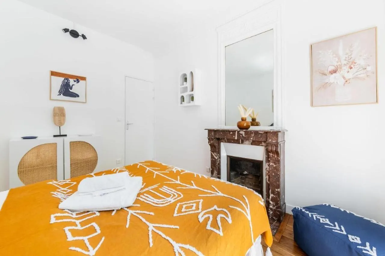 Appartement Service 2 Pieces Au Coeur Du 19E - 4P Παρίσι Γαλλία